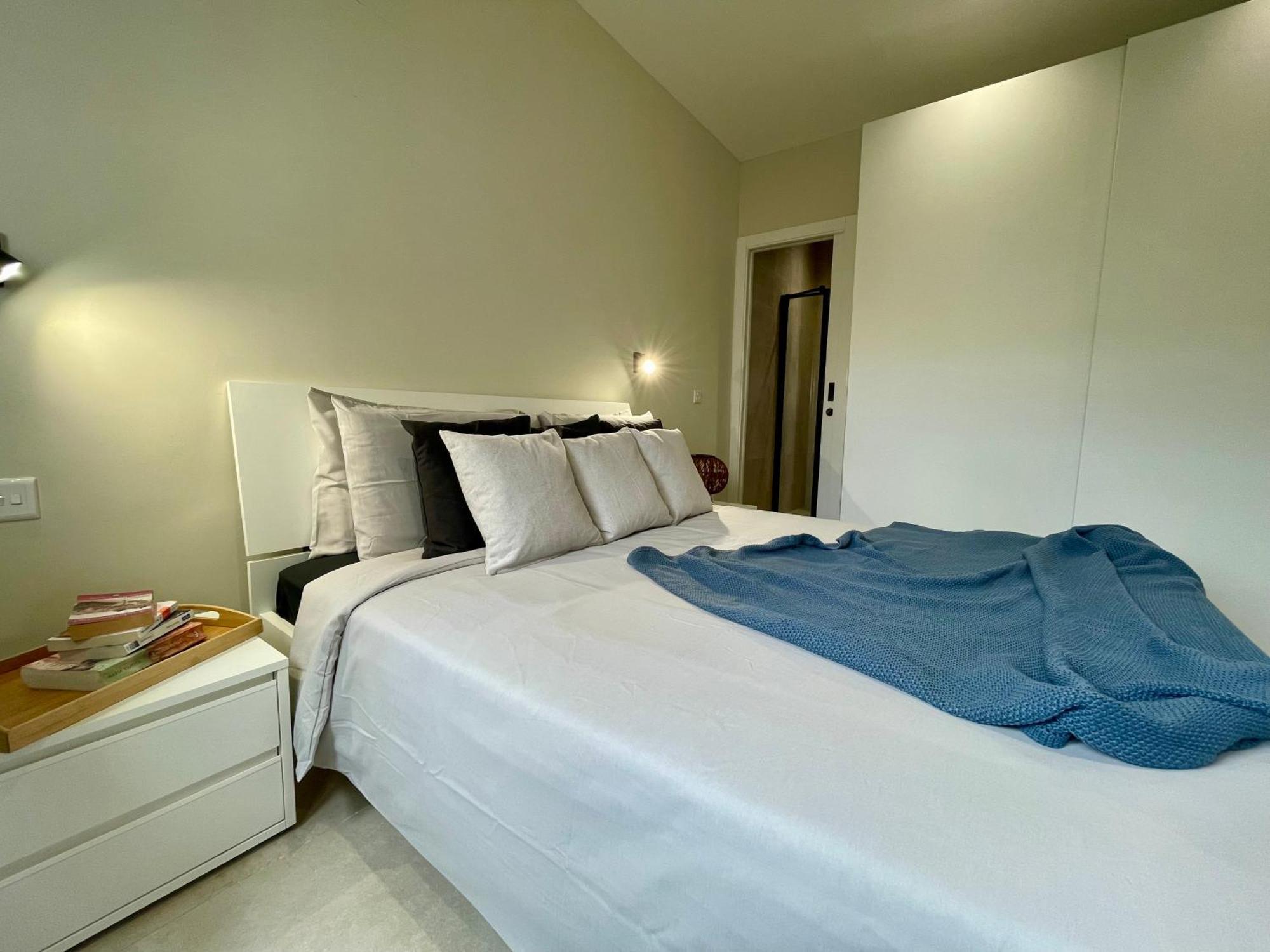 Bugibba Square Seafront Lux Apartments By Holi St. Paul's Bay Bagian luar foto