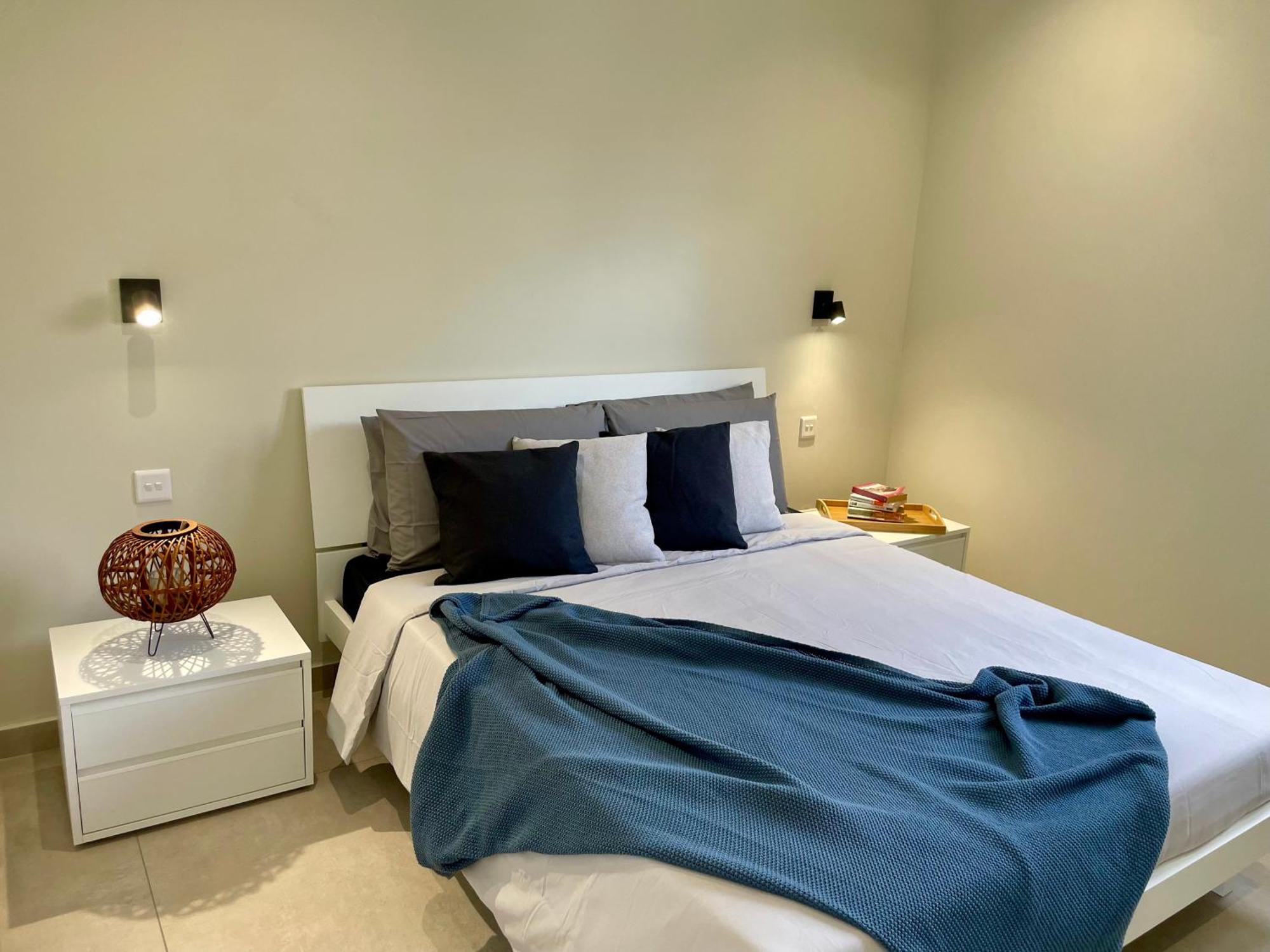 Bugibba Square Seafront Lux Apartments By Holi St. Paul's Bay Bagian luar foto