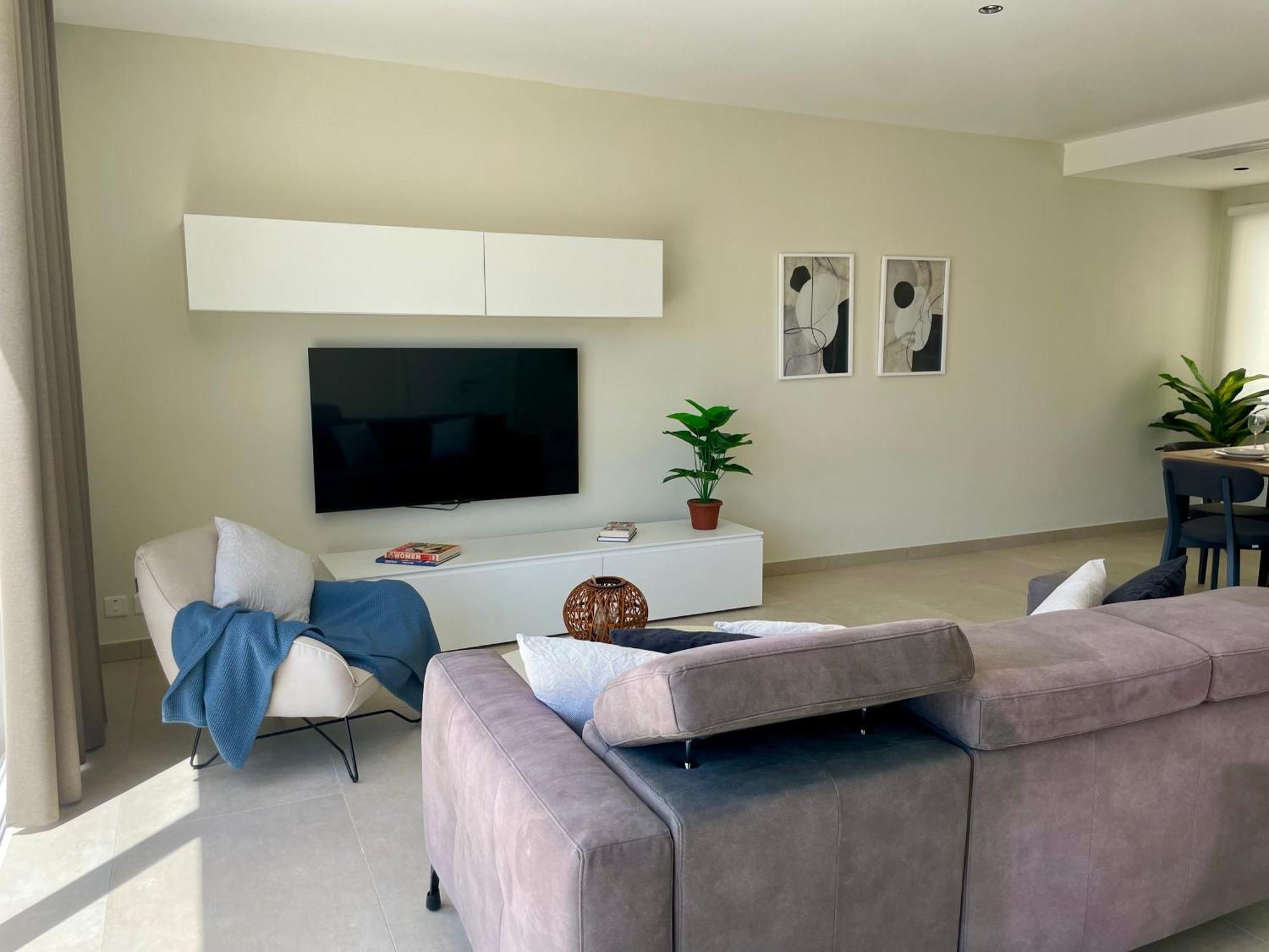 Bugibba Square Seafront Lux Apartments By Holi St. Paul's Bay Bagian luar foto