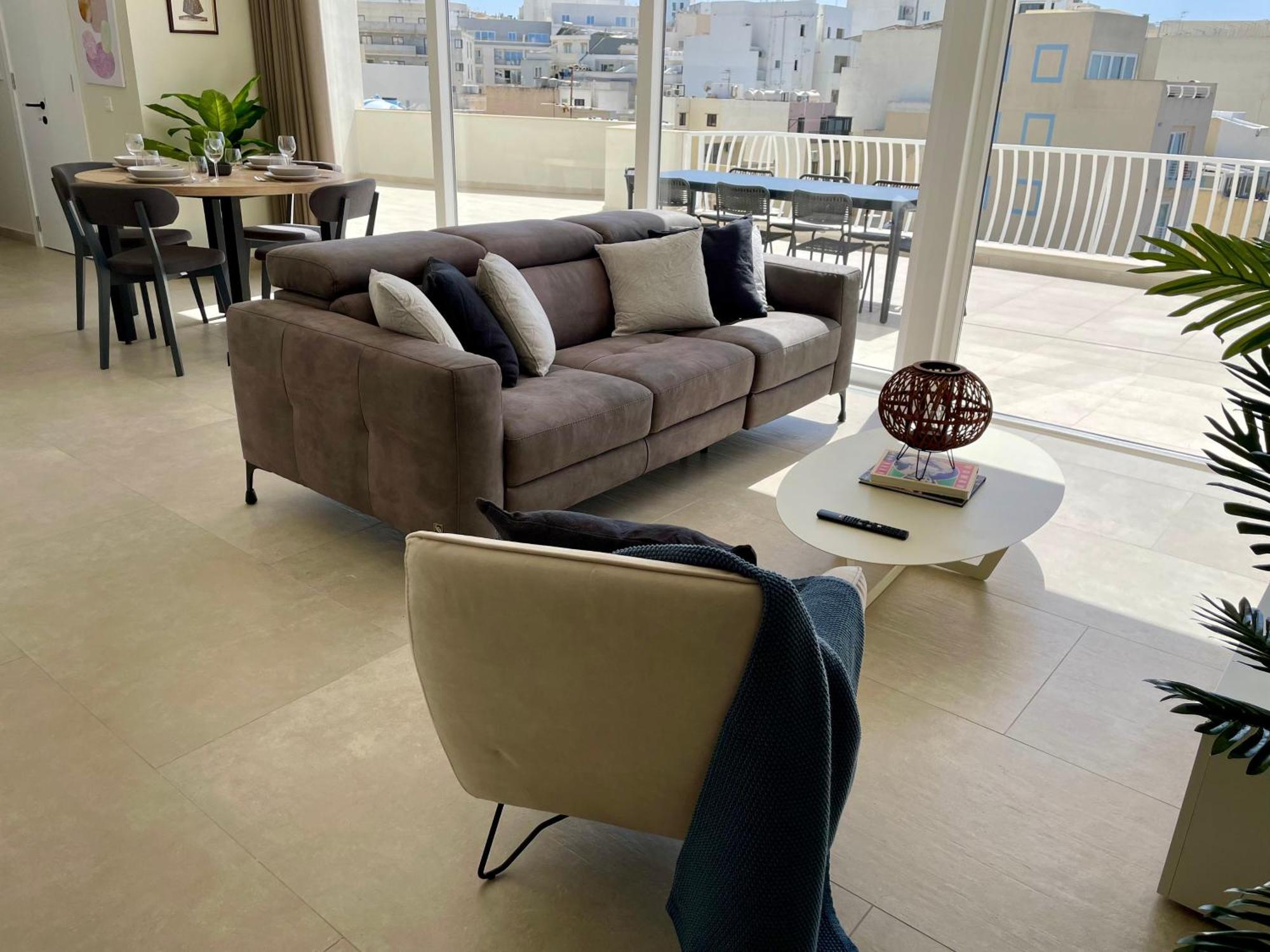 Bugibba Square Seafront Lux Apartments By Holi St. Paul's Bay Bagian luar foto