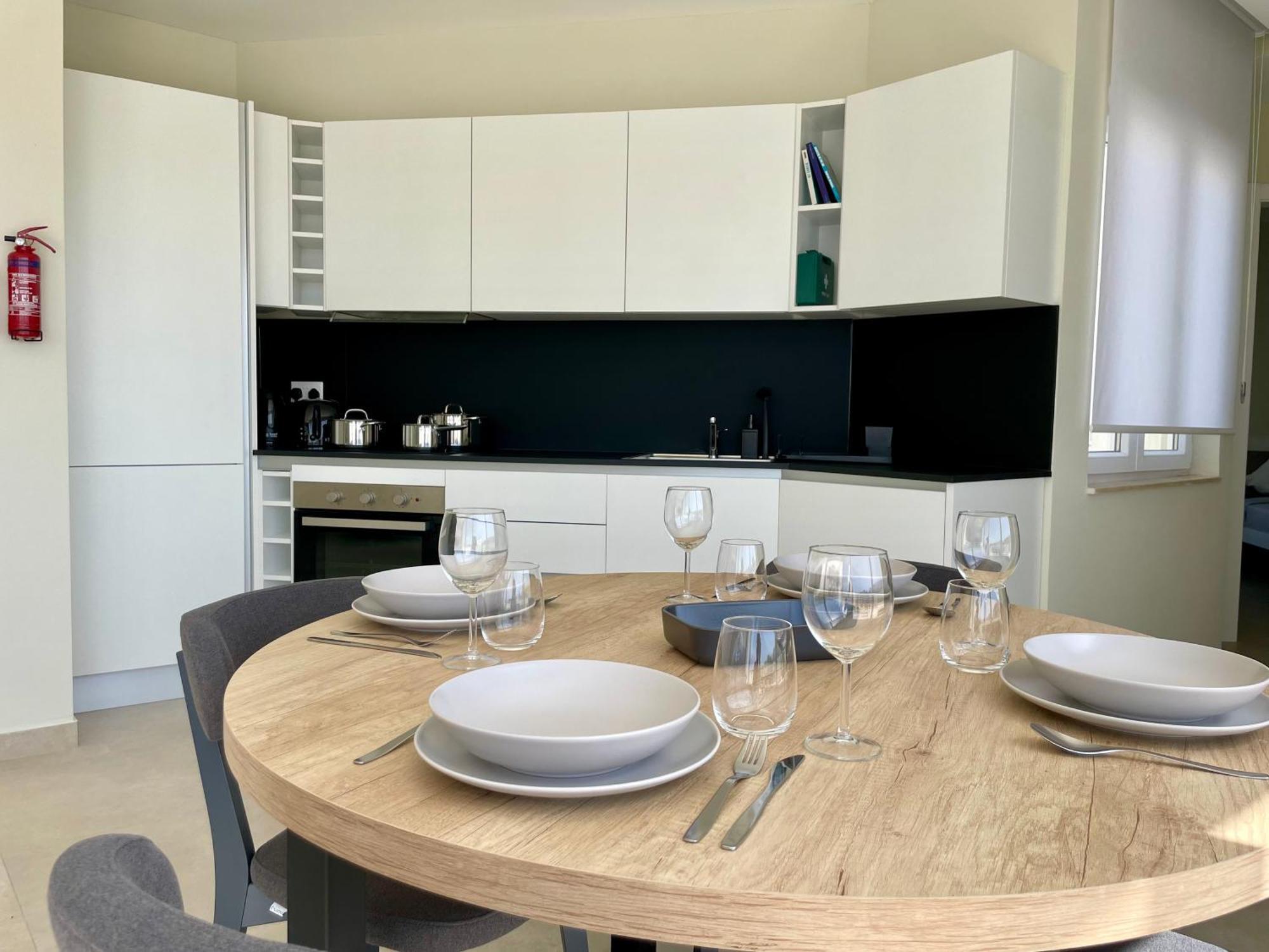 Bugibba Square Seafront Lux Apartments By Holi St. Paul's Bay Bagian luar foto